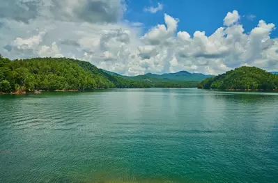 Hiwassee Lake in Murphy NC