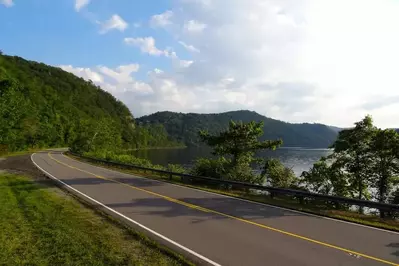 Tail of the Dragon in the Smoky Mountains