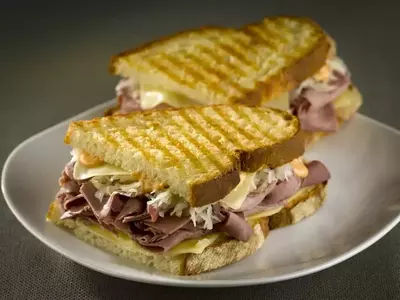 reuben sandwich