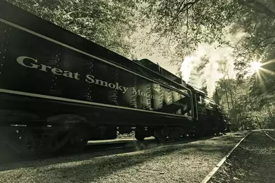 great smoky mountain railroad engine