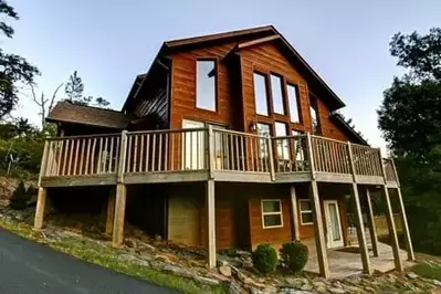 The Foothills Fixation cabin in Murphy NC.