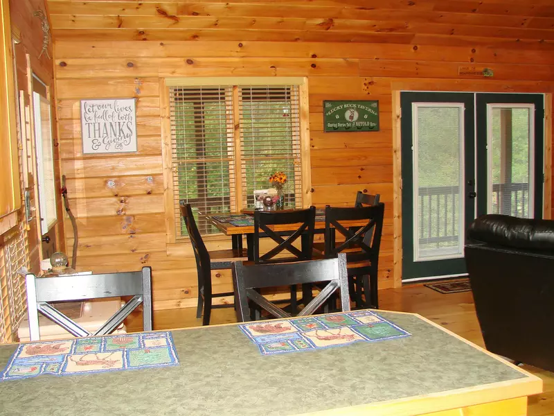 Kozy Cabin Retreat