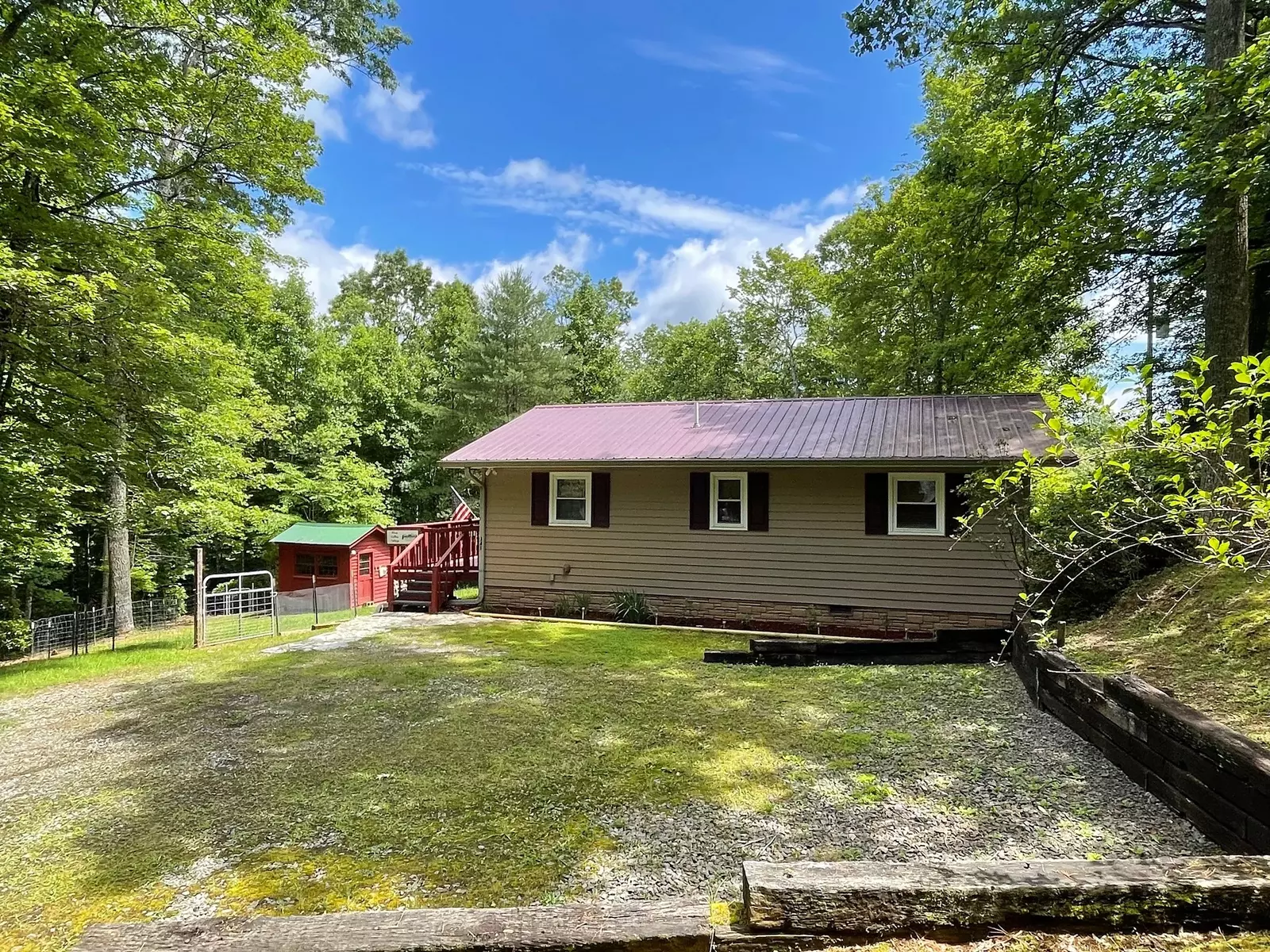 Moss Hollow Cottage