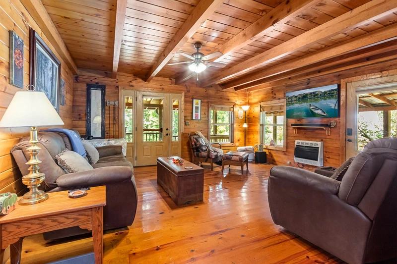The Cozy Cabin